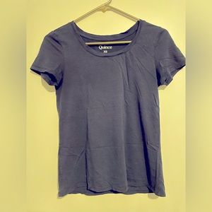 Women’s XS navy blue Quince short sleeve tee
